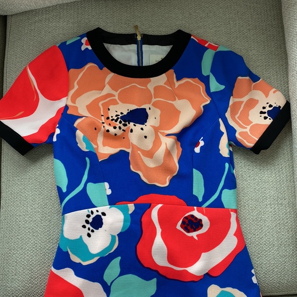 Size 0 - Picture 2 of 2